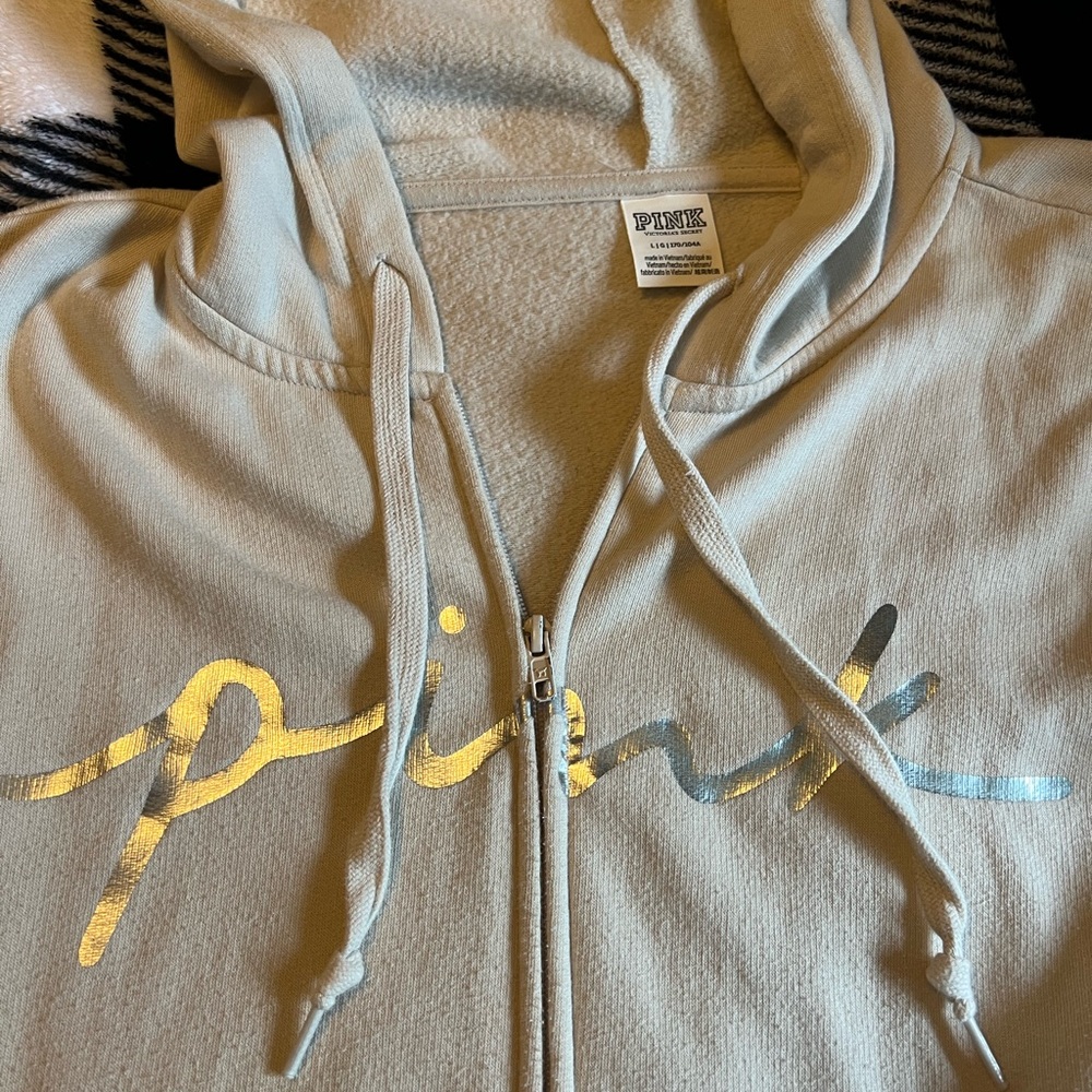PINK sweatshirt in cream with metallic lettering size Large L womens